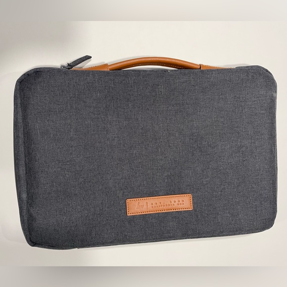 EUC HP 15” Laptop Sleeve - Picture 1 of 4